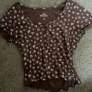 Hollister cropped shirt